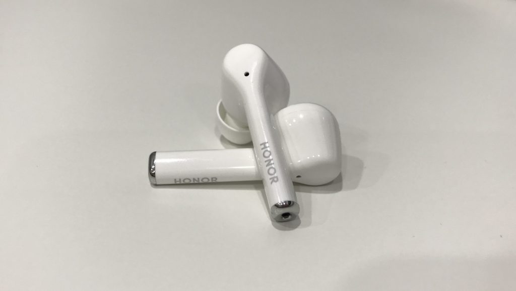 Honor Magic Earbuds, Sedap Dipegang Namun Tidak Berbaloi Dengan Harga