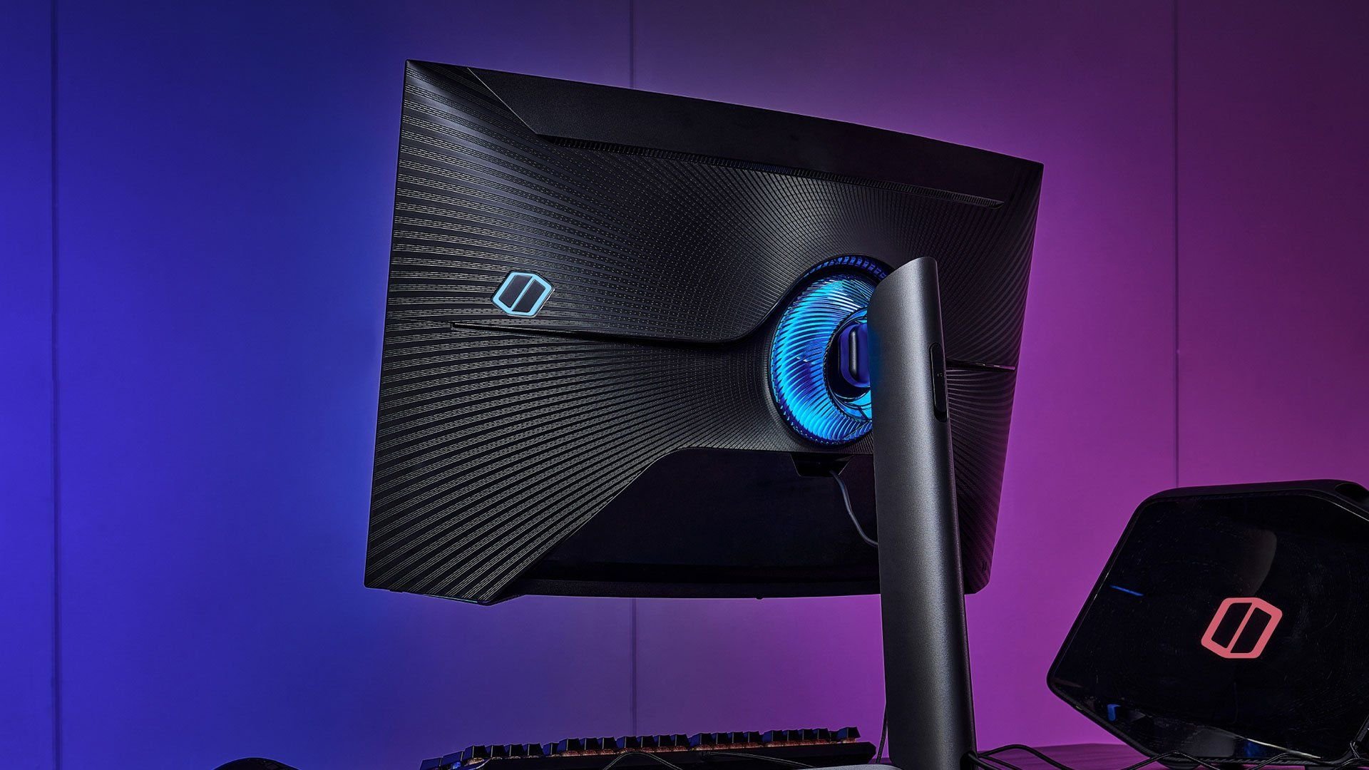 Beli Samsung Odyssey G7 Monitor Gaming Dan Dapat Soundbar Percuma