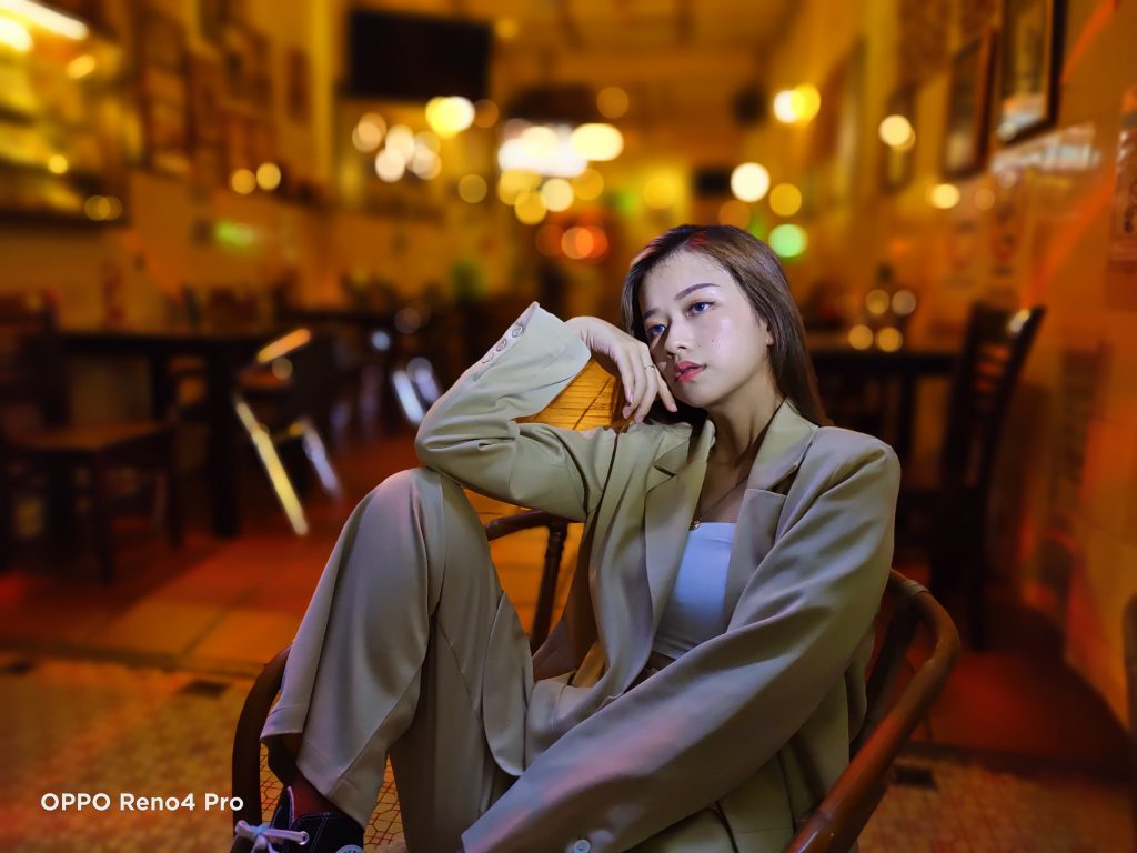 OPPO Reno4 Pro, Peranti Kelas Pertengahan Dengan Pengecasan Pantas 65W