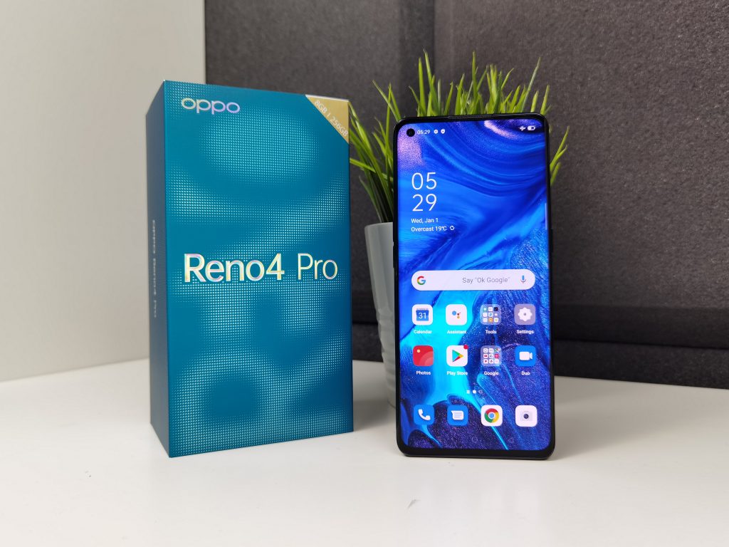 OPPO Reno4 Pro, Peranti Kelas Pertengahan Dengan Pengecasan Pantas 65W