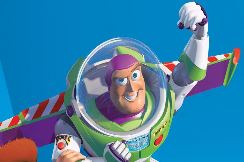 Lakaran Asal Buzz Lightyear Yang Belum Pernah Dilihat