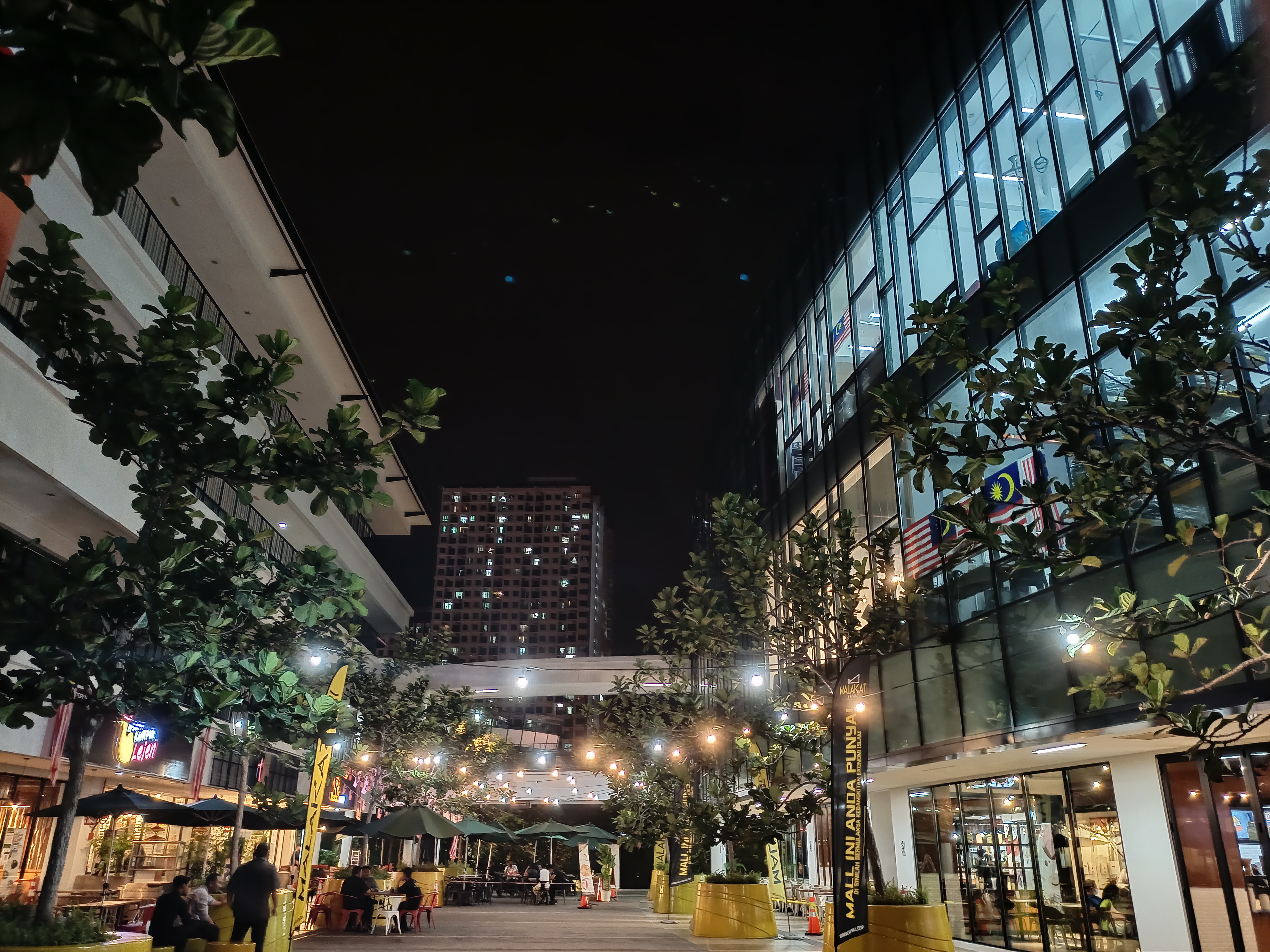 Hasil Gambar Poco X3 vs Realme 7, Yang Mana Sedap Dipandang?
