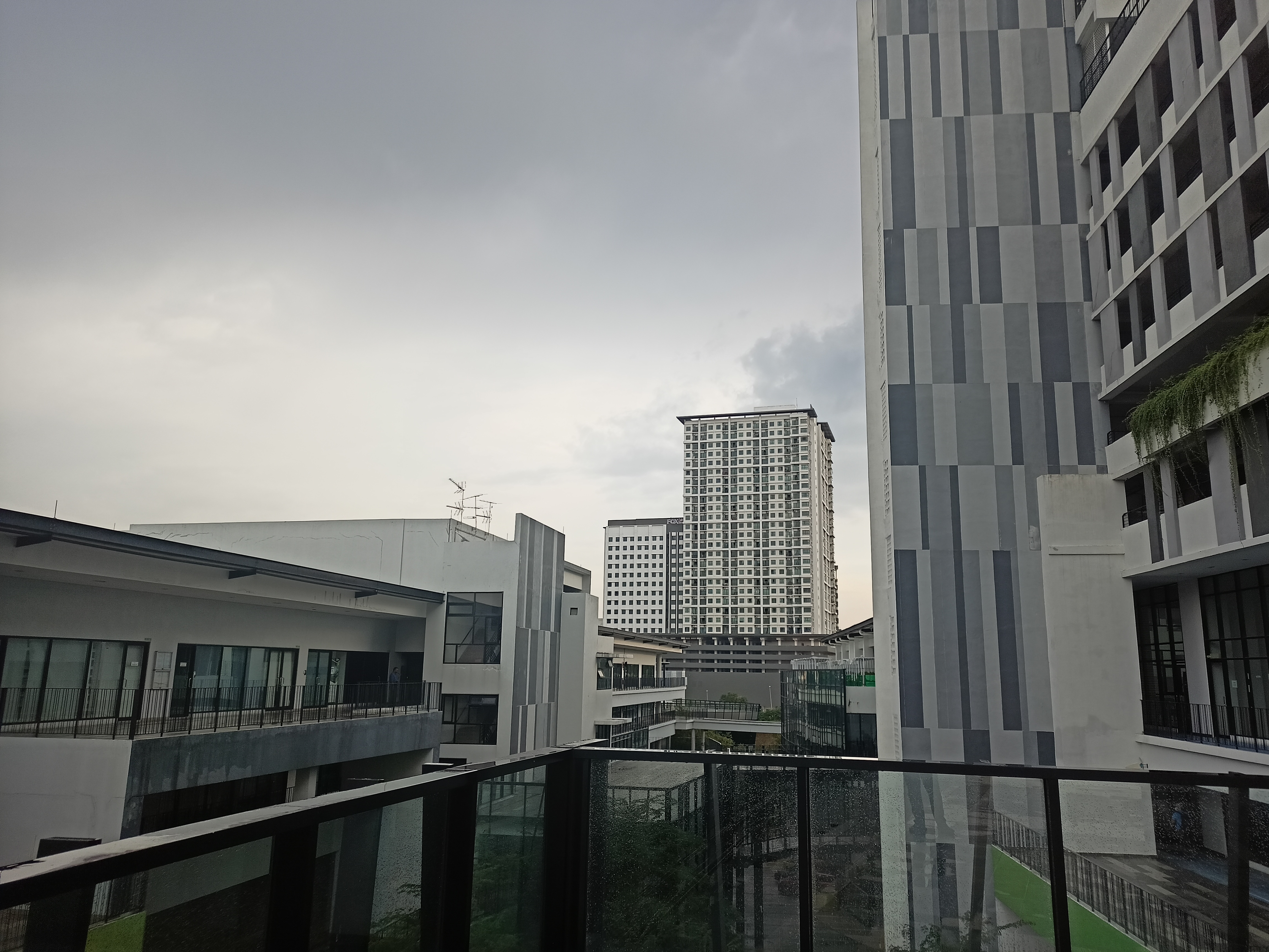 Hasil Gambar Poco X3 vs Realme 7, Yang Mana Sedap Dipandang?