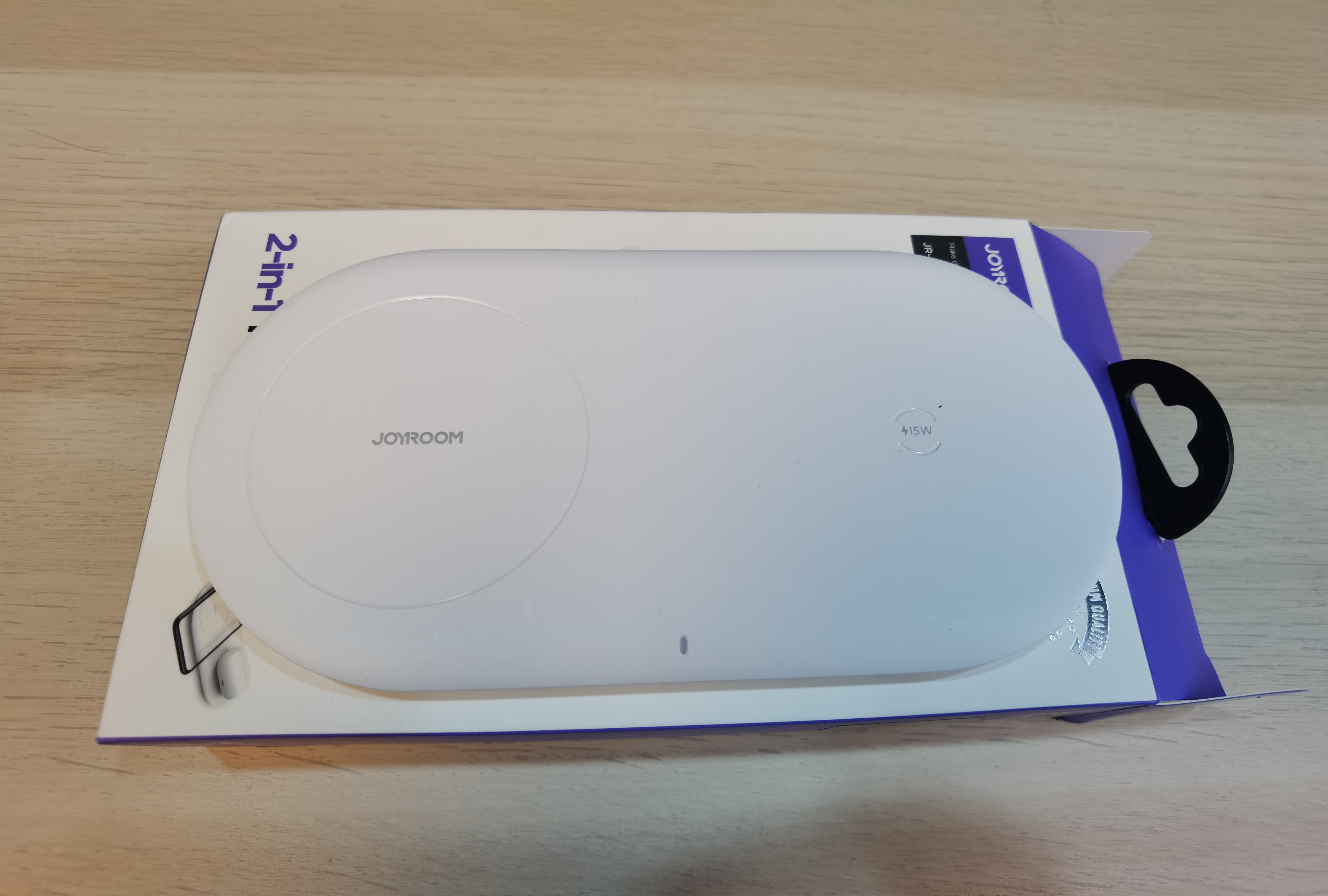 pengecas nir-wayar joyroom