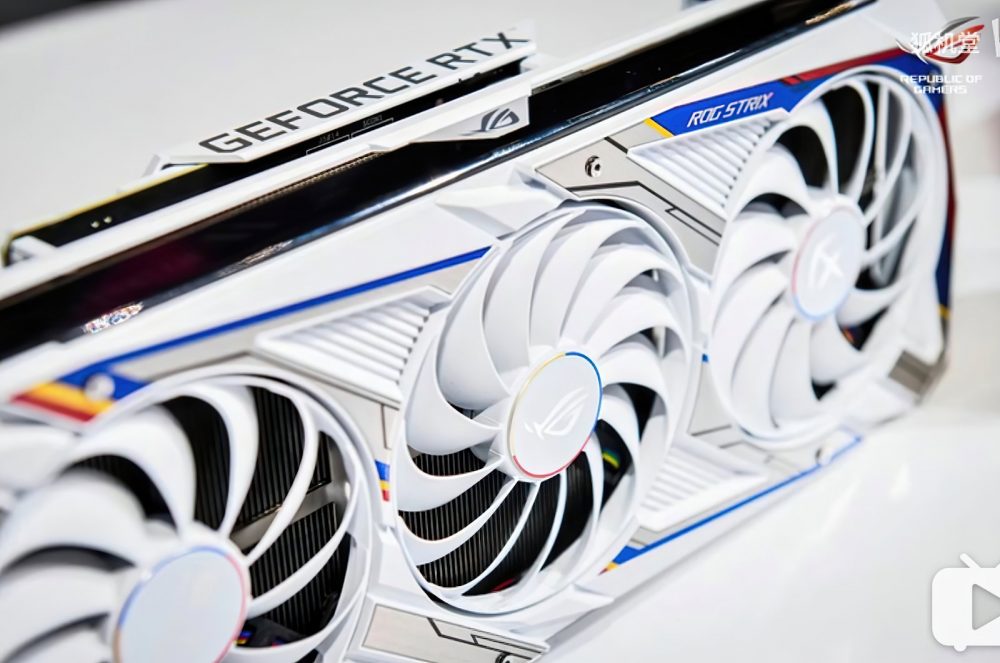 ASUS Perkenal Kad Grafik GeForce RTX 3090 Versi GUNDAM