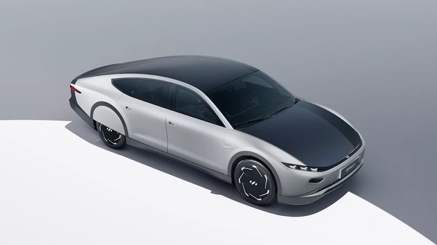 Kereta Solar Lightyear o, Mampu Dipandu Berbulan-Bulan Sekali Cas