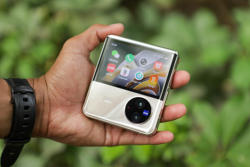 vivo x flip malaysia