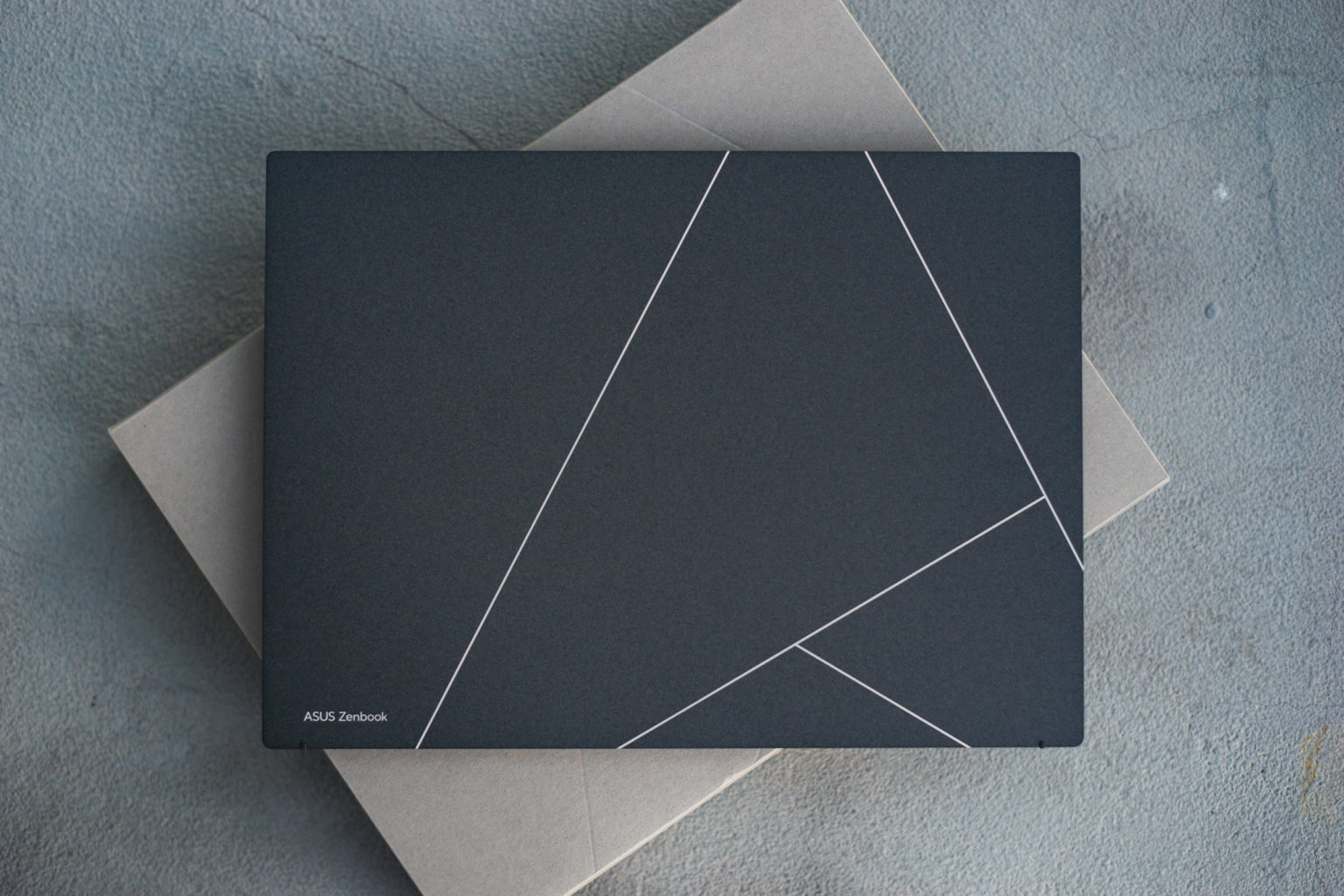 Kampitor Rasmi ASUS Zenbook S 13 OLED Rasmi Di Malaysia, 'Laptop' Nipis Berharga RM 6,499