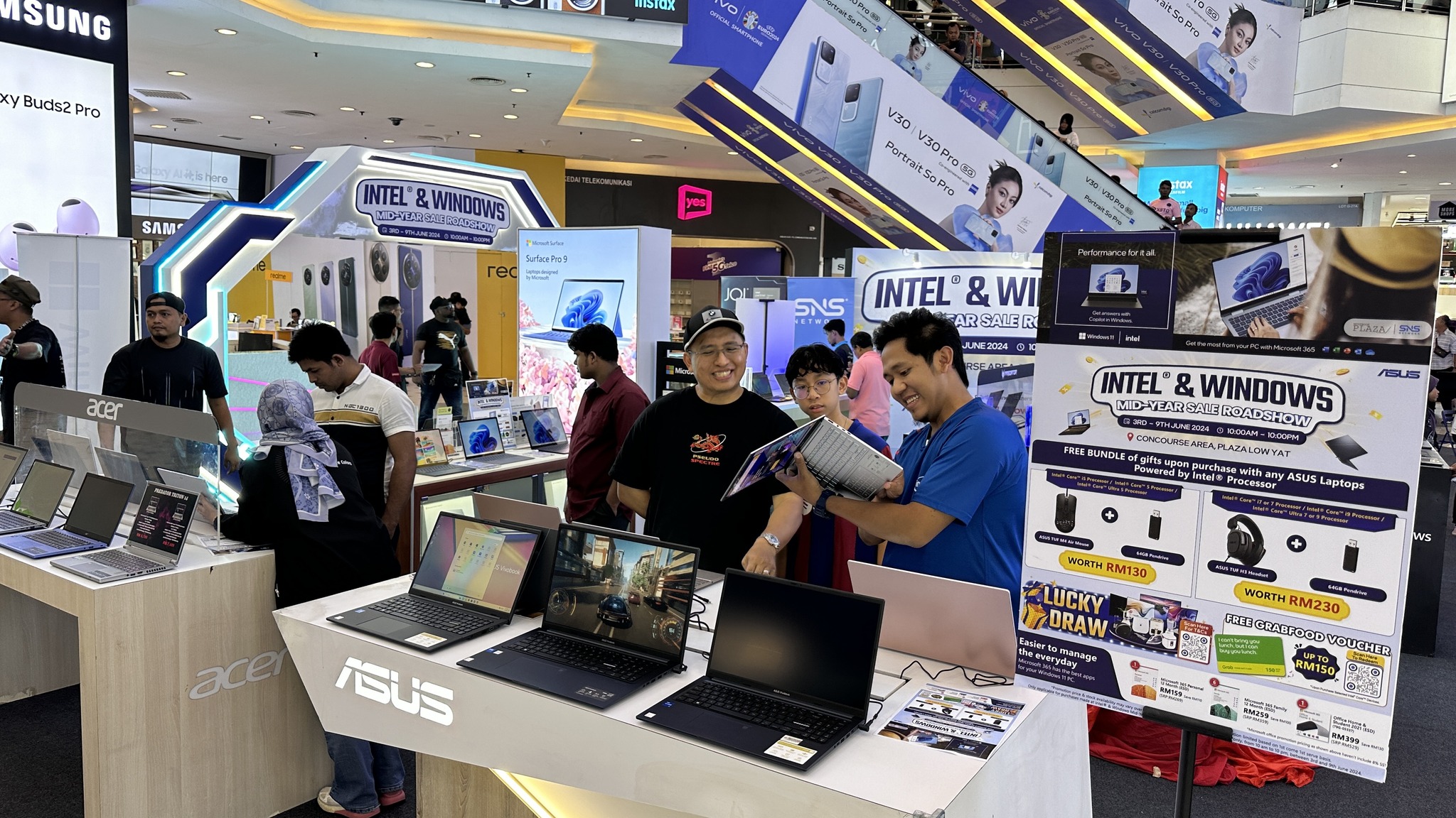 Jerayawara SNS Kini Bermula Di Plaza Low Yat, Ini Antara Yang Ditawar
