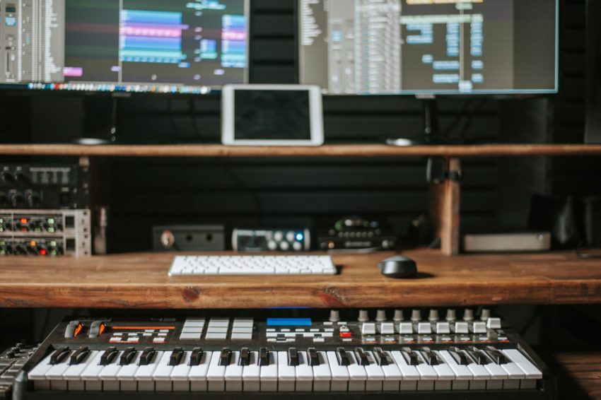 studio muzik, muzik