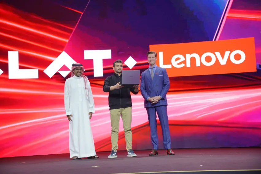 Lenovo Lancar Laptop Pertama Buatan Arab Saudi