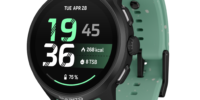 Suunto_Run 2-Aloe Green-ATH 6-Perspective quarter right-Main watchface_Aloe Green