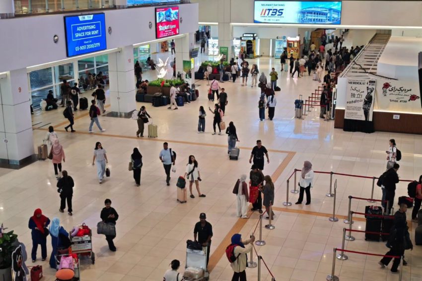 Terminal bas berlesen apad (1)