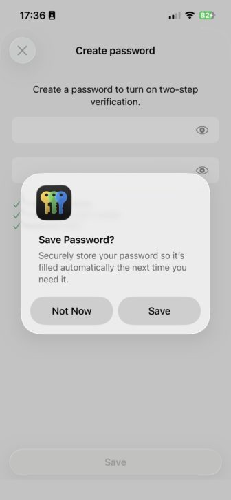 iPhone akan tanya sama ada mahu simpan kata laluan ini. Tekan Save supaya ia diisi sendiri lain kali.