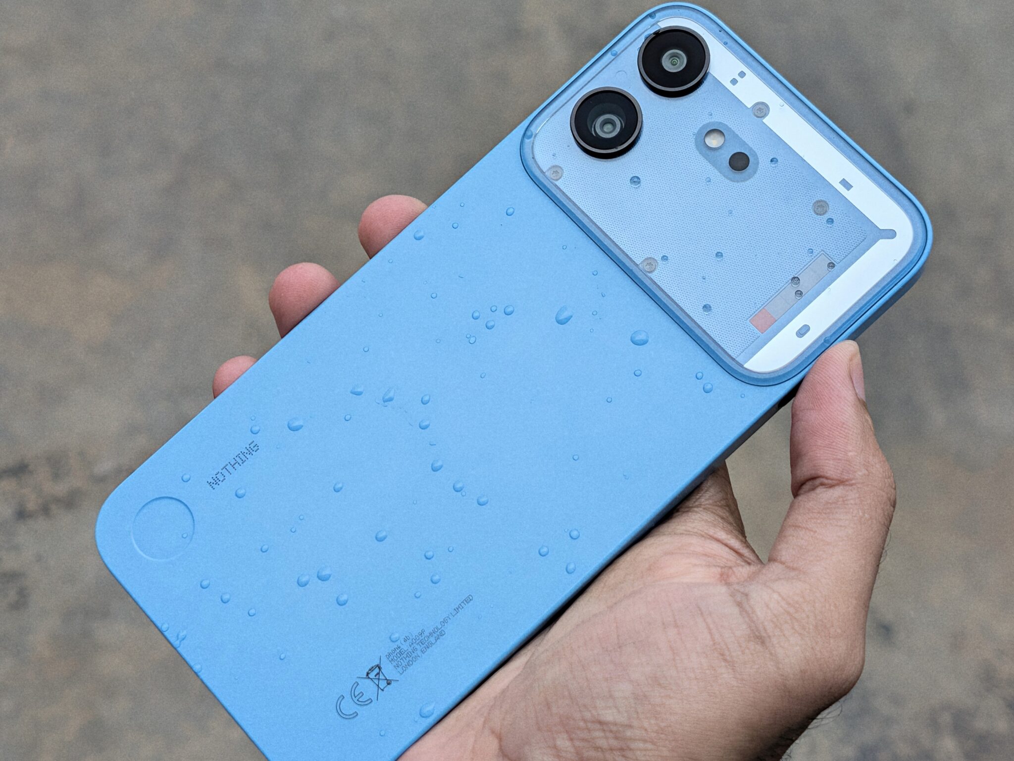(Ulasan) Nothing Phone (4b): Bukan Telefon Yang Teruk, Cuma Pesaing Lebih Menarik