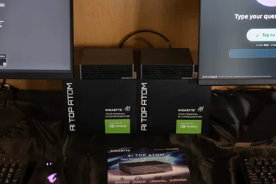 GIGABYTE AI TOP ATOM